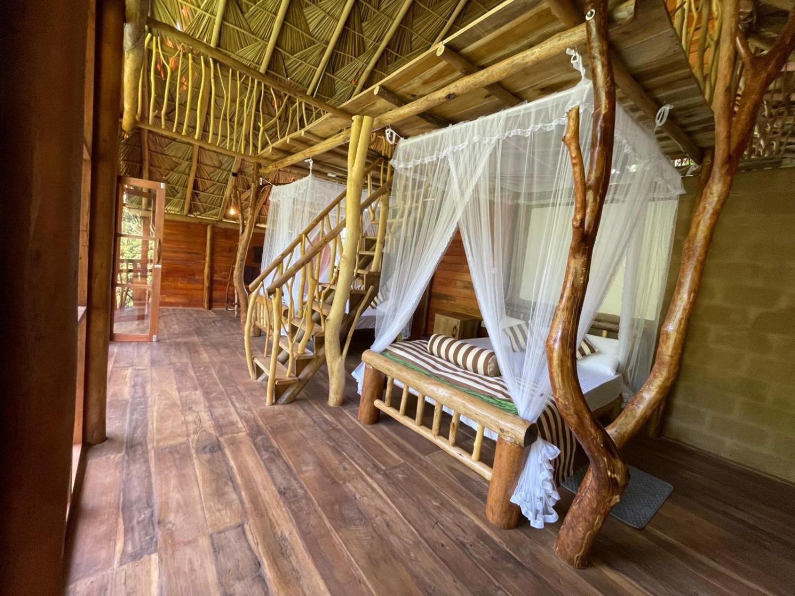 Wood Palace Ела Екстериор снимка