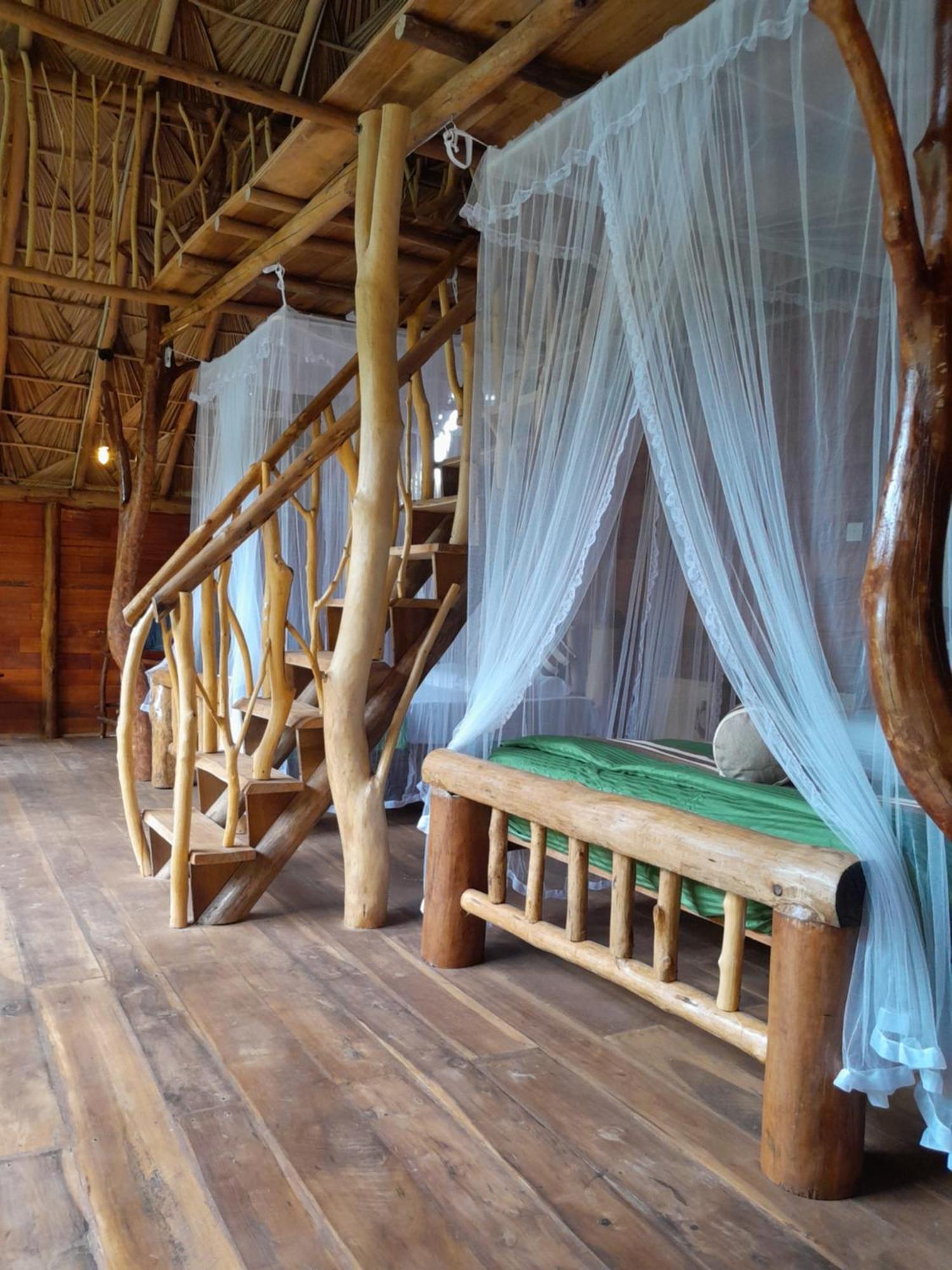 Wood Palace Ела Екстериор снимка